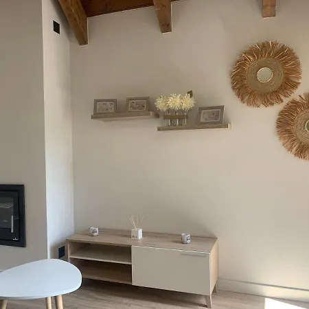 Bpirineos-Pasolobino Apartment
